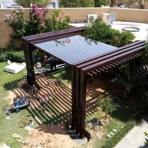 Rooftop Patio Design, Modern Gazebo, Terrace Garden Design, Rooftop Design, Outdoor Patio Designs, Rooftop Terrace Design, Deck Designs Backyard, Lan Can, Modern House Exterior Design