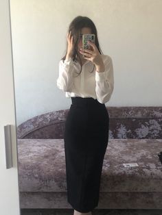 Pencil Skirt Blouse Outfit, Long Skirt Corporate Attire, Skirt And Blouse Work Outfit, Business Casual Outfits For Women Pencil Skirt, Long Skirt Formal Outfit Business, Long Black Skirt Outfit Professional, Formal Attire Outfits For Women, Pencil Skirt Outfits Formal, White Blouse Aesthetic Outfit