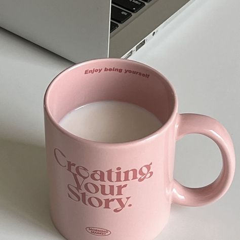 Light Pink Playlist Covers, Pink Writer Aesthetic, Pink Stuff Aesthetic, Id Aesthetic, Pink Autumn Aesthetic, Wallpers Pink, Mug Aesthetic, Pink Mug, Soft Pink Theme