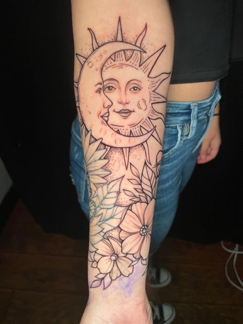 Isela Vasquez-Inkfatuation Inc Tattoos Sun And Flower Tattoo, Flowers Tattoos, Tattoo Over Scar, Cuff Tattoo, Wrist Tattoo Ideas, Wrist Tattoo Designs, Shin Tattoo, Fern Tattoo, Moon Flowers