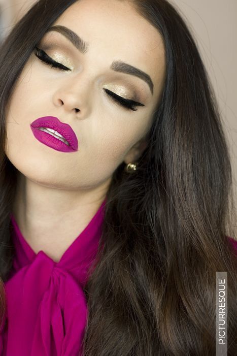 Picturresque Regina, Fuschia Lipstick, Makeup Bold, Fuchsia Lipstick, Red Lips Makeup Look, Lovely Makeup, Eye Makeup Images, Berry Lipstick, Ganesh Lord