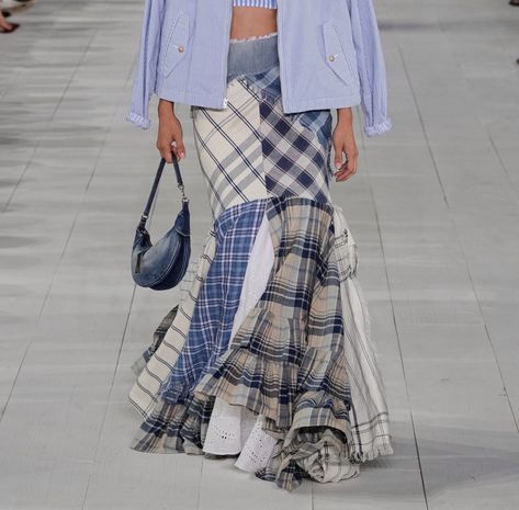 𝐝𝐞𝐧𝐢𝐬𝐚 (@pradapearll) on X Reworked Skirt, Gingham Outfit, Flannel Skirt, Patchwork Denim Skirt, Flannel Fashion, Denim Skirt Outfits, High Fashion Looks, Flannel Dress, Patchwork Skirt