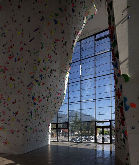 The Vertikale Kletterhalle, or vertical climbing gym, was designed by architects Martin Mutschlechner and Barbara Lanz of Stadtlabor Rock Climbing Aesthetic, Climbing Hall, Indoor Bouldering, Rock Climbing Workout, Sports Architecture, Indoor Climbing Wall, Rock Climbing Gym, Climbing Walls, Indoor Rock Climbing