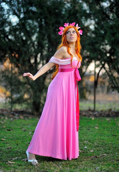 Giselle Enchanted Pink Dress, Giselle Costume Enchanted, Giselle Enchanted Costume, Silvermist Disneybound, Enchanted Cosplay, Giselle Cosplay, Giselle Costume, Work Office Decorating Ideas, Giselle Pink