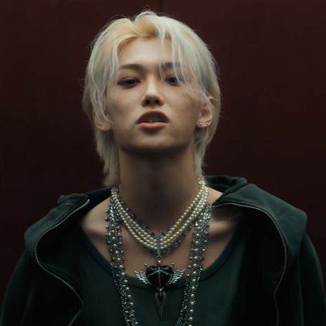 felix yongbok south korea stray kids profile picture icon photoshoot bubble tour jypentertainment Muddy Waters, Kid Rock, Skz In Cute, Kids Icon, Homeless Children, Felix Stray Kids, Kids Pictures, My Only Love, K Idols