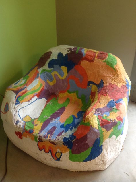 Paper Mache Chair, Wabi Sabi Furniture, Eco Furniture, Weird Furniture, African Inspired Decor, Sculptural Furniture, Paper Mache Crafts, Paper Mache Art, Recycled Projects