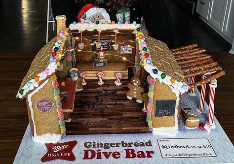 Santa Workshop Gingerbread House, Gingerbread House Movie Theme, Gingerbread House Designs Simple, Fun Gingerbread House, Buffet Theme, Gingerbread Contest, Gingerbread Competition, Homemade Gingerbread House, Gingerbread Castle