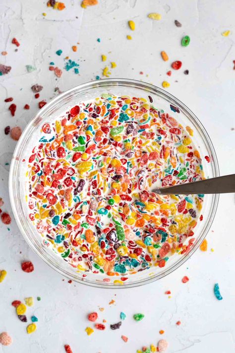 Fruity Pebbles Ice Cream, Fruity Ice Cream, Condensed Coconut Milk, Ice Cream Sprinkles, Ice Cream Containers, Ice Cream Mixture, No Churn Ice Cream, Strawberry Sauce, Fruity Pebbles