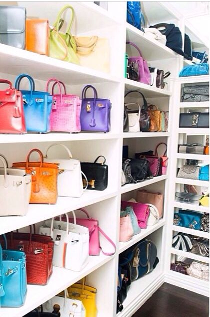 A whole closet full of purses Ideas De Closets, Contemporary Closet, Bag Closet, Purse Storage, Herringbone Backsplash, Handbag Storage, Dream Closets, Walk In Wardrobe, Handbag Heaven