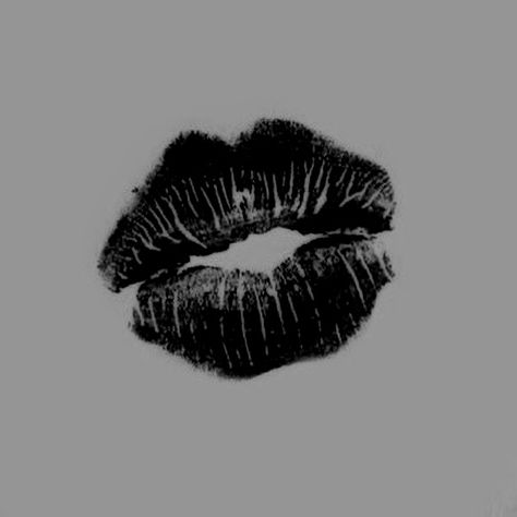 Lockscreen Iphone Quotes, Cute Dog Wallpaper, Black And White Instagram, Cute Home Screens, Learn Photo Editing, Edgy Wallpaper, Hot Lips, Dark Art Illustrations, Dog Wallpaper