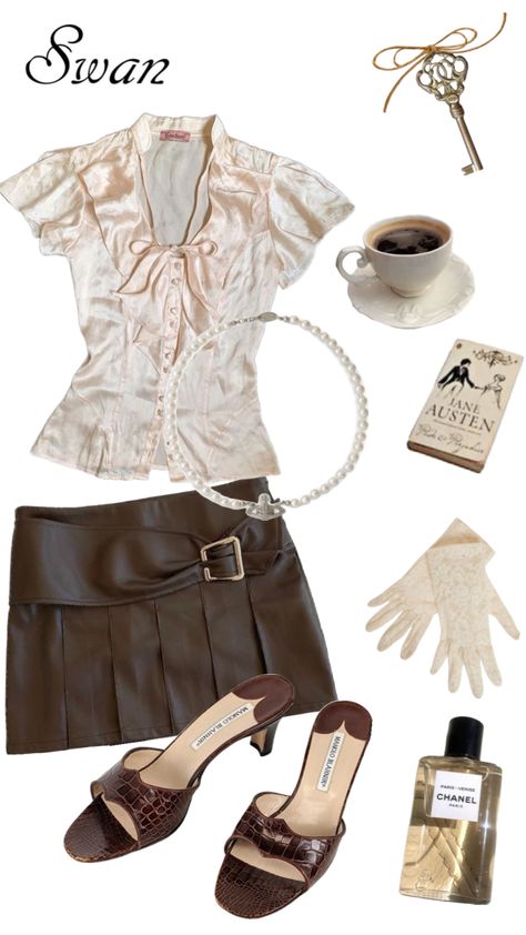 old money outfit🏛️💄 #outfitinspo #oldmoney #coquette #outfitideas #outfitinspiration #itgirl #gilmoregirls #chanel #ootd #girlboss #girlhood #girly #aesthetic #fashion #fashioninspo #blackswan #vintage 2010 Outfits, Vintage Aesthetic Outfits, Senior Portrait Outfits, Boyish Outfits, Old Money Outfit, Outfits 2000s, Money Outfit, Downtown Outfits, Girly Aesthetic