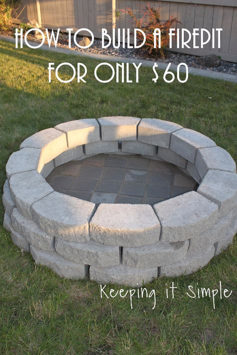 Diy Fire Pit Ideas, Diy Outdoor Fireplace, Backyard Fireplace, Fire Places, Easy Backyard, Fire Pit Area, Fire Pit Designs, Dry Creek, Diy Fire Pit