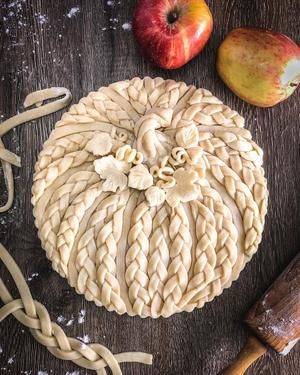 Fancy Pie Crust, Pie Crust Art, Decorative Pie Crust, Pie Crust Designs, Pie Decoration, Pies Art, Holiday Pies, Thanksgiving Pies, Perfect Pies