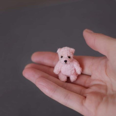 Tiny Teddy Bear, Teddy Bear Patterns Free, Bear Patterns Free, Bear Patterns, Tiny Teddies, Teddy Bear Pattern, Tiny Dolls, Miniature Crafts, Bear Pattern