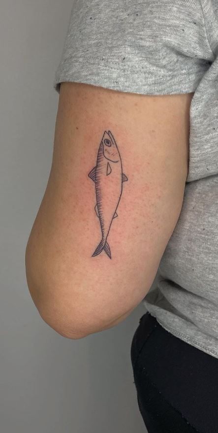 150 Fish Tattoos and Ideas for Every Style - Tattoo Me Now Fish Hip Tattoo, Watercolor Fish Tattoo, Fisherman Aesthetic, Japanese Fish Tattoo, Small Fish Tattoos, Fish Tattoo Design, Yin Yang Fish, Tattoo Me, Aesthetic Tattoos