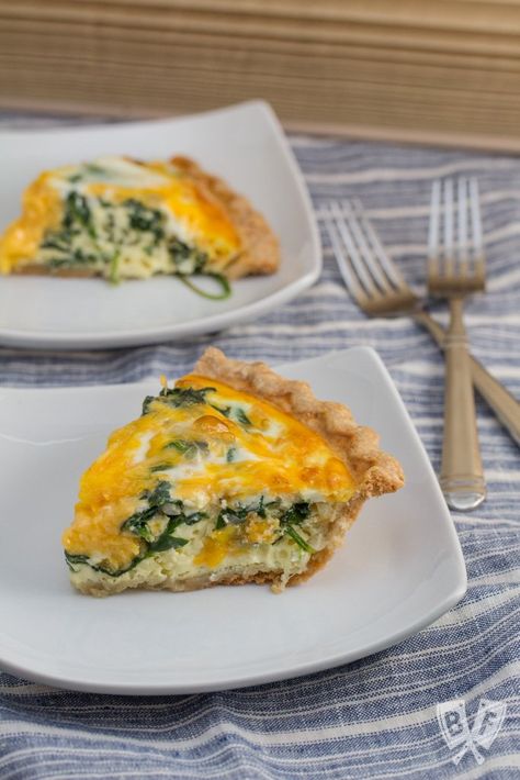 My husband absolutely ADORES quiche! This simple quiche recipe using fresh baby spinach and cheddar cheese is one of his all-time favorites. Easy to make and absolutely delicious! #breakfastfordinner #quiche #vegetarianrecipes Simple Quiche, Cheddar Quiche, Savoury Tarts, Quiche Recipes Easy, Spinach Quiche, Egg Dishes, Quiche Recipe, Food Lunch, Baby Weaning