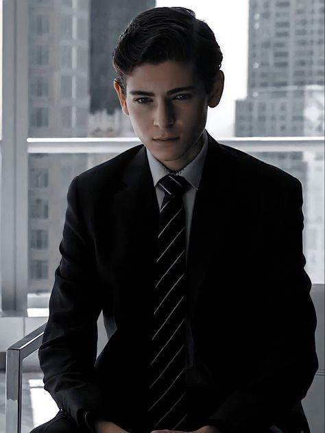 Gotham Bruce Wayne, Young Bruce Wayne, Gotham Bruce, David Mazouz, Bruce And Selina, Gotham Tv Series, Gotham Series, Thomas Wayne, Gotham Tv