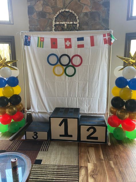 Olympic Themed Activities, Beer Olympics Party, Olympic Party Games, Summer Olympics Crafts, Olympic Party Decorations, Summer Olympics Party, Vbs Olympics, Preschool Olympics, Office Olympics