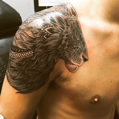 Lion. Tattoo. Men. Shoulder. Water Lion Tattoo, Shoulder Cap Tattoo Men, Shoulder Cap Tattoo For Men, Shoulder Tattoo Ideas For Men, Upper Shoulder Tattoo Men, Lion Tattoo Men, Upper Shoulder Tattoo Men Ideas, Shoulder Tattoo Men, Upper Shoulder Tattoo