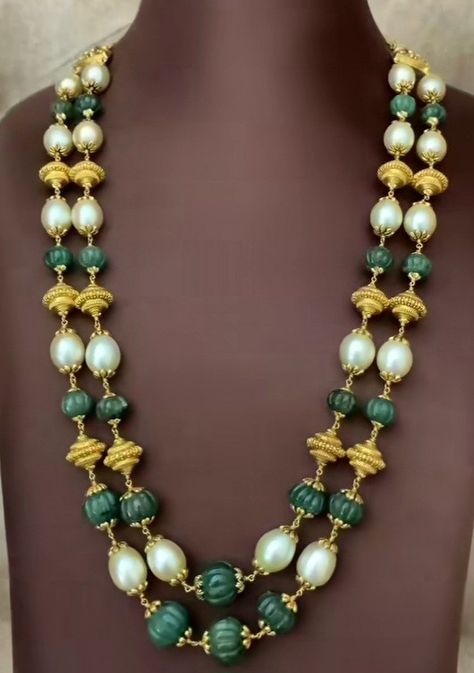 Beaded Wedding Jewelry, Emerald Necklaces, New Gold Jewellery Designs, Elegant Jewellery, Beads Mala, Beading Jewelery, Beads Ideas, Baby Frocks Designs, Beaded Wedding