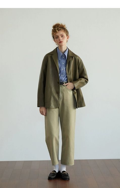 Minimalist Style Midsize, Nonbinary Office Fashion, Nonbinary Professional Fashion, Androgynous Professional Outfits, Japanese Androgynous Fashion, Androgynous Outfits Women, Non Binary Business Casual, Amab Nonbinary Fashion, Androgynous Work Outfit