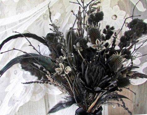 Goth Table, Black Bridal Bouquet, Tall Vase Arrangements, Black Bouquet, Table Flower Arrangements, Winter Wedding Bouquet, Goth Wedding, Bouquet Toss, Black Bridal