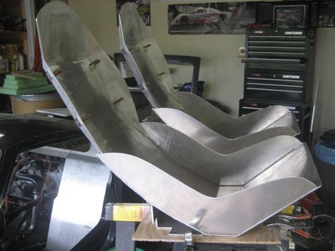 Aluminum Bomber Seats Hot Rod | Covering An Aluminum Bucket Seat Racing Cockpit Diy, Diy Motorcycle Seat, Custom Motorcycle Seats Design, Bucket Seats Car Racing, Custom Car Seats, Balcony Table And Chairs, Custom Car Interior, Car Upholstery, Racing Seats