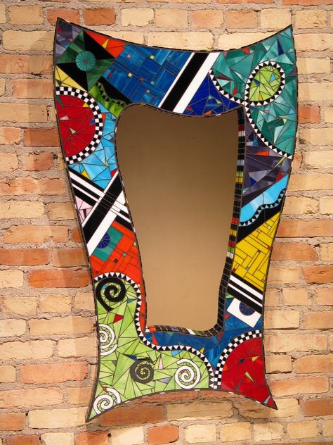 Espejo mosaico Mosaic Mirror Frame, Mosaic Frame, Mosaic Madness, Mosaic Stained, Deco Originale, Mosaic Mirror, Mirror Mosaic, Mosaic Decor, Mosaic Projects