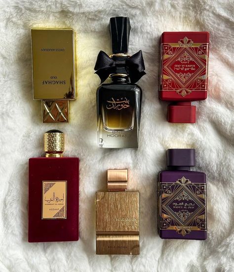 Perfume Collection Display, Perfume Ideas, Best Fragrance For Men, Perfume Collection Fragrance, Collection Display, Shower Skin Care, Perfume Fragrance, Perfume Scents, Best Fragrances