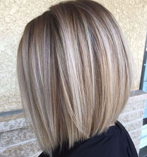 Blonde Balayage Bob, Balayage Bob, Bronde Hair, Balayage Blonde, Gray Hair Highlights, Fresh Hair, Brown Blonde Hair, Blonde Bobs, Women Hairstyles