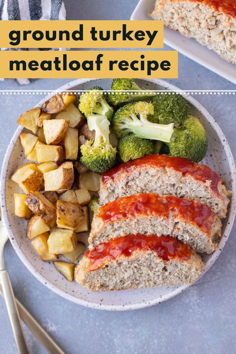 The most delicious Ground Turkey Meatloaf Recipe! This Easy Turkey Meatloaf is perfect for a hearty, healthy dinner everyone will love! Ground Turkey Meatloaf Recipes, Best Turkey Meatloaf, Moist Turkey Meatloaf, Easy Turkey Meatloaf, Turkey Meatloaf Healthy, Couple Recipes, Ground Turkey Meatloaf, Turkey Meatloaf Recipe, Healthy Meatloaf