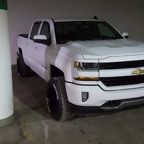 2015 Chevy Silverado, 2018 Chevy Silverado 1500, Country Trucks, Chevy Trucks Silverado, 2018 Chevy Silverado, Dropped Trucks, Dream Trucks, Future Vision, White Truck