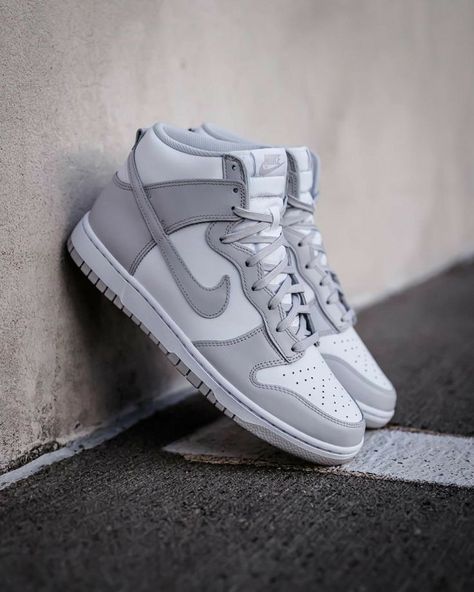 #nikedunk #nikedunkhigh #nikeshoes #nikedunks #nikedunksneakers Nike Dunk High Outfit, High Top Nike Shoes, Nike Air Jordan Mid, Gymnastics Shoes, Expensive Shoes, All Nike Shoes, Cute Nike Shoes, Jordans Women, Dunk High