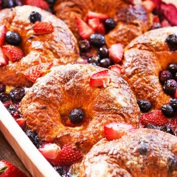 Mixed Berry Croissant Bake Fourth Of July Breakfast Ideas, Fourth Of July Breakfast, Croissant Breakfast Bake, Veggie Breakfast Casserole, Apple French Toast Bake, Croissant Bake, Pip And Ebby, Crescent Breakfast, Crescent Bake