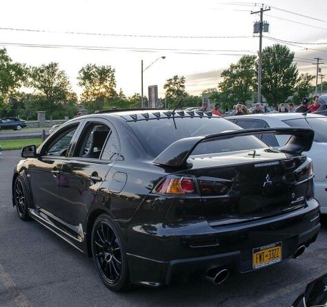 Black Mitsubishi Lancer, Mitsubishi Cars, Lancer Evo, Evo X, Mitsubishi Evo, Mitsubishi Lancer Evolution, Street Racing Cars, Street Racing, Tuner Cars