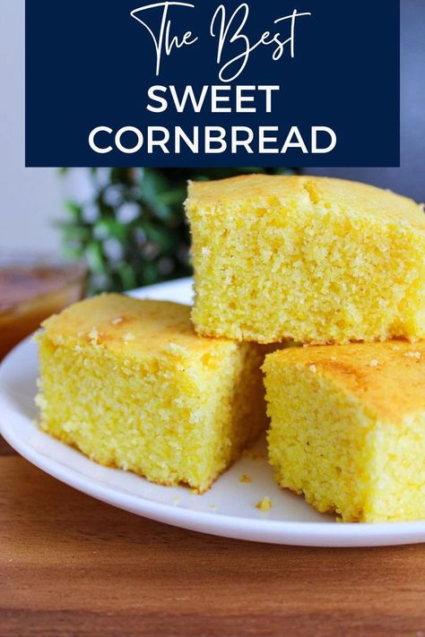 Plate of cornbread cake. Cornbread Recipe Without Buttermilk, Best Sweet Cornbread, Cornbread Side Dish, Cornbread Recipe From Scratch, Sweet Cornbread Recipe, The Best Cornbread, Perfect Cornbread, Southern Cornbread Recipe, Best Cornbread