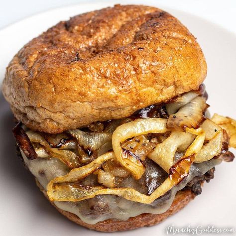 Onion Burger Recipe, Onion Burgers, Onion Burger, Burger Seasoning, Trending Recipes, Dinner Options, Burger Buns, Fried Onions, Wholesome Food