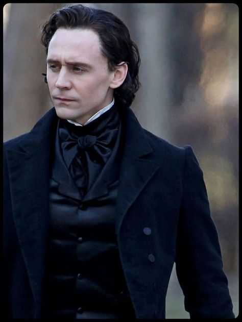 Tom Hiddleston Tom Hiddleston Crimson Peak, Little Dorrit, Thomas Sharpe, Newest Horror Movies, Crimson Peak, Thomas William Hiddleston, Movies And Series, Loki Marvel, Loki Laufeyson