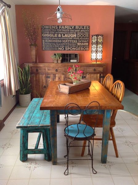 Banco para el comedor | Decorar tu casa es facilisimo.com Dining Table Rustic, Casa Vintage, Farmhouse Dining Table, Interior Deco, Rustic Dining, Shop Chair, Room Table, Country Kitchen, 인테리어 디자인