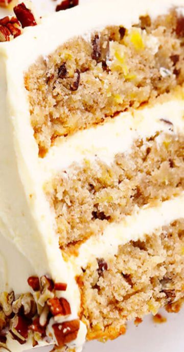 Hummingbird Cake Recipe Best, Best Hummingbird Cake Recipe, Keto Hummingbird Cake, Pineapple Banana Cake, Hummingbird Cake Design, Humming Bird Cake Recipe, Hummingbird Cake Sallys Baking, Martha Stewart Hummingbird Cake Recipe, Hummingbird Sheet Cake Recipe Southern Living