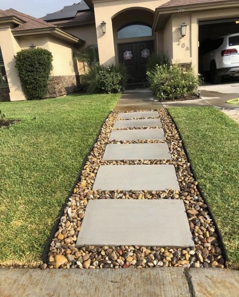 Front Entry Walkway Landscaping, Front Lawn Walkway Pathways, Walkway Through Lawn, Stepping Stones To Front Door, Walk Way To Front Door From Driveway, Front Door Walkway Ideas Entryway Paths, Front Door Pathway Ideas, Walk Ways To Front Door Pathways, Walk Path Ideas Front Yards