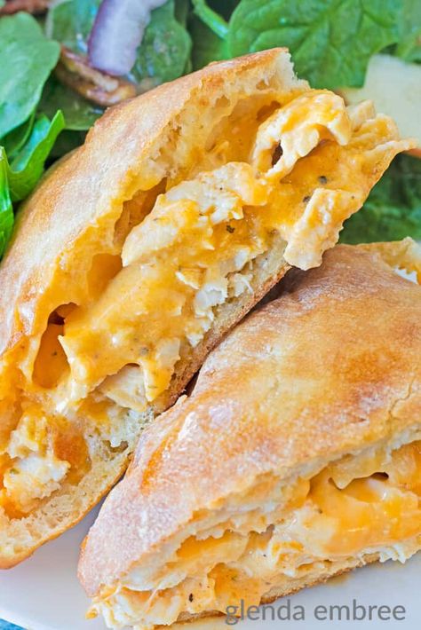 Ciabatta Bread Sandwich, Chicken Melt Sandwich, Sandwiches Ideas, Dinner List, Ciabatta Rolls, Royal Food, Buffalo Ranch Chicken, Shredded Buffalo Chicken, Rolled Sandwiches