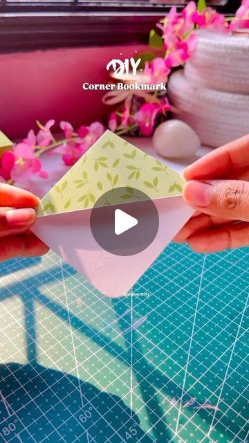 Tahura on Instagram: "DIY Corner Bookmark💚
Recreated this reel since y’all loved the previous one;)
.
.
.
.
.
.
NO REPOSTS ALLOWED
#reels #reel #reelkarofeelkaro #explore #craft #artandcraft #craftideas #reelindia #diy #crafttime #artandcrafts #papercraft #easydiy #paperdiy #origami #bookmark #bookstagram #bookmarks #diybookmark #viral" Diy Corner Bookmarks, Easy Bookmarks, Origami Bookmark, Corner Bookmark, Corner Bookmarks, Instagram Diy, Journal Cover, Craft Time, Journal Covers