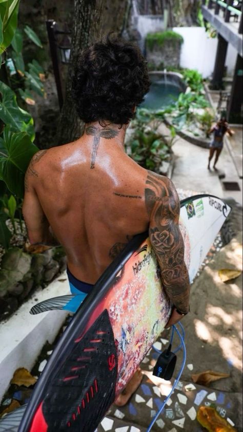 Surfer Boy Aesthetic, Surfer Tattoo, Surfer Guys, Gabriel Medina, Simple Tattoos For Guys, Surfer Boy, Tattoo Inspiration Men, Upper Arm Tattoos, Back Tattoos For Guys