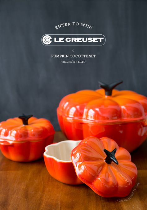 Le Creuset pumpkin cocotte set Le Creuset Halloween, Le Creuset Pumpkin, Pumpkin Cocotte, Cocotte Recipes, Kitchen Utensils List, Cocotte Recipe, Le Crueset, Le Creuset Cookware, Kitchen Necessities