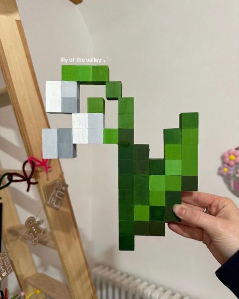 Minecraft Flower Lily Of The Valley, Lily Of The Valley Minecraft Grid, Minecraft Flower Room Decor, Grid Painting Canvases, Minecraft Block Flower, Minecraft Flower Blocks, Lily Of The Valley Craft, Wooden Minecraft Flower, Minecraft Flower Wood Blocks