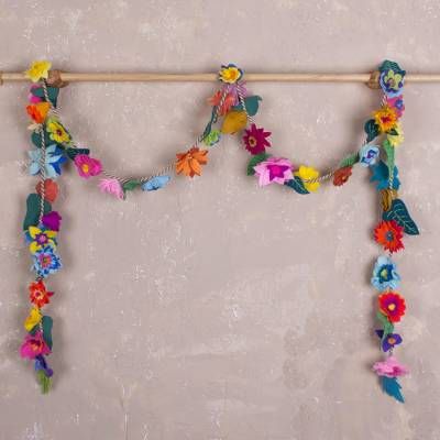 Felt Wildflowers Diy, Felt Flowers Summer, Felt Flower Garden, Felt Floral Garland, Retro Felt Flowers, Felt Flower Garland, Fabric Garland, Felt Garland, Diy Garland