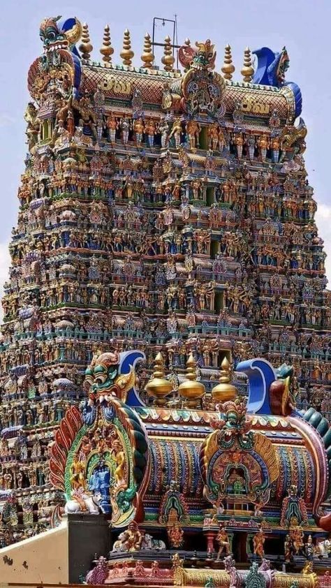 Shiva Temple India, Shiva Temple, Temple India, Indian Temple Architecture, India Architecture, Ancient Indian Architecture, Temple Photography, Amazing India, Unusual Buildings