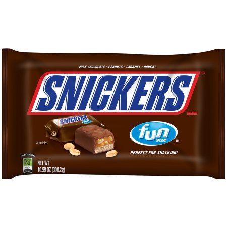 Snickers Fun Size Chocolate Bars Halloween Candy Bag, 10.59 oz Snickers Chocolate Bar, Chocolate Candy Bars, Halloween Candy Bar, Snickers Candy Bar, Snickers Chocolate, Snickers Candy, Milk Chocolate Candy, Halloween Candy Bags, Halloween Chocolate