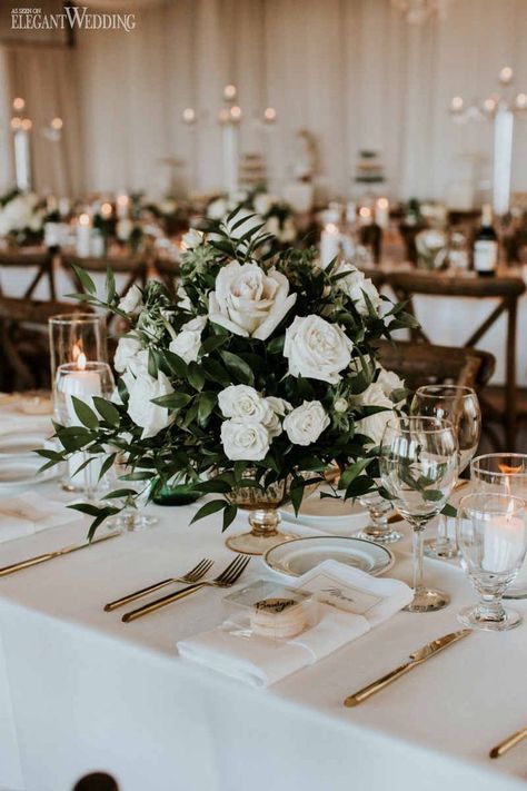 White Rose Centerpieces, Rustic Wedding Table Setting, Al Fresco Wedding, Flowers And Greenery, Rose Centerpieces, Rustic Wedding Table, White Wedding Flowers, Flower Centerpieces Wedding, Wedding Table Decorations